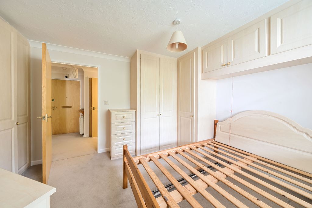 Additional image 10 of 1 bed flat for saleGrosvenor Road, Southampton SO17