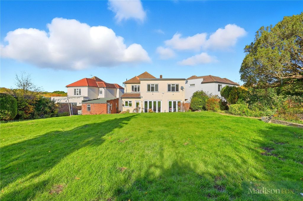 Additional image 21 of 4 bed detached house for saleKendal Close, Woodford Green IG8