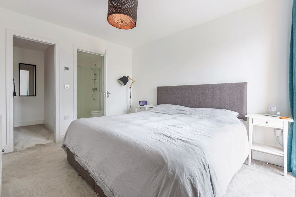 Additional image 7 of 2 bed flat for saleRiverside Quay, Thomas Blake Avenue, Southampton SO14