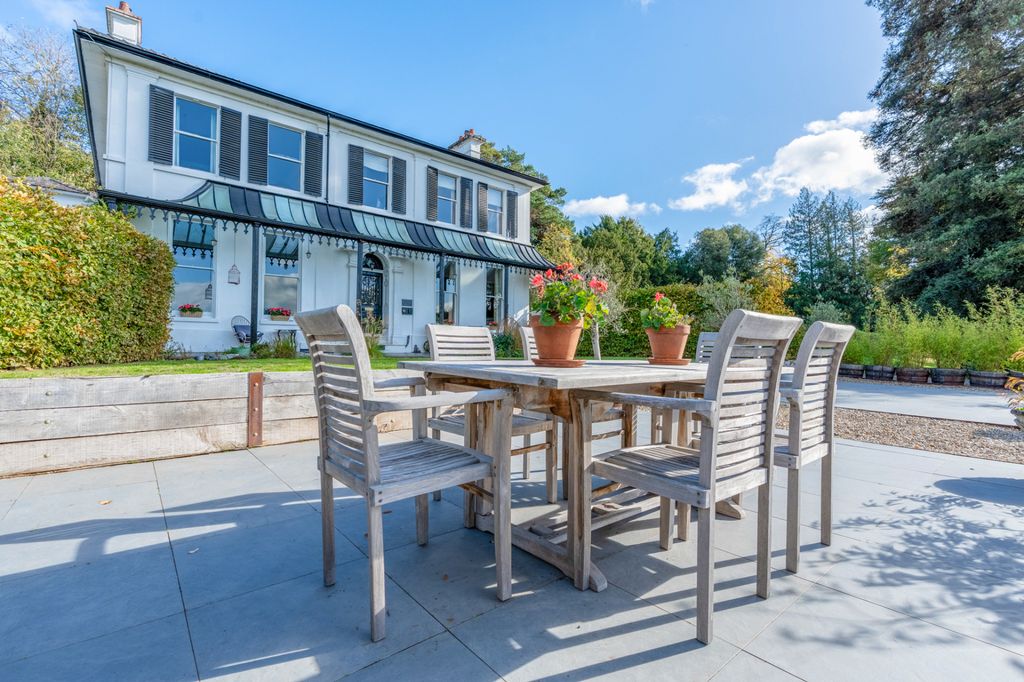 Additional image 39 of 4 bed semi-detached house for saleHeron Lodge, London Road, Worcester WR5