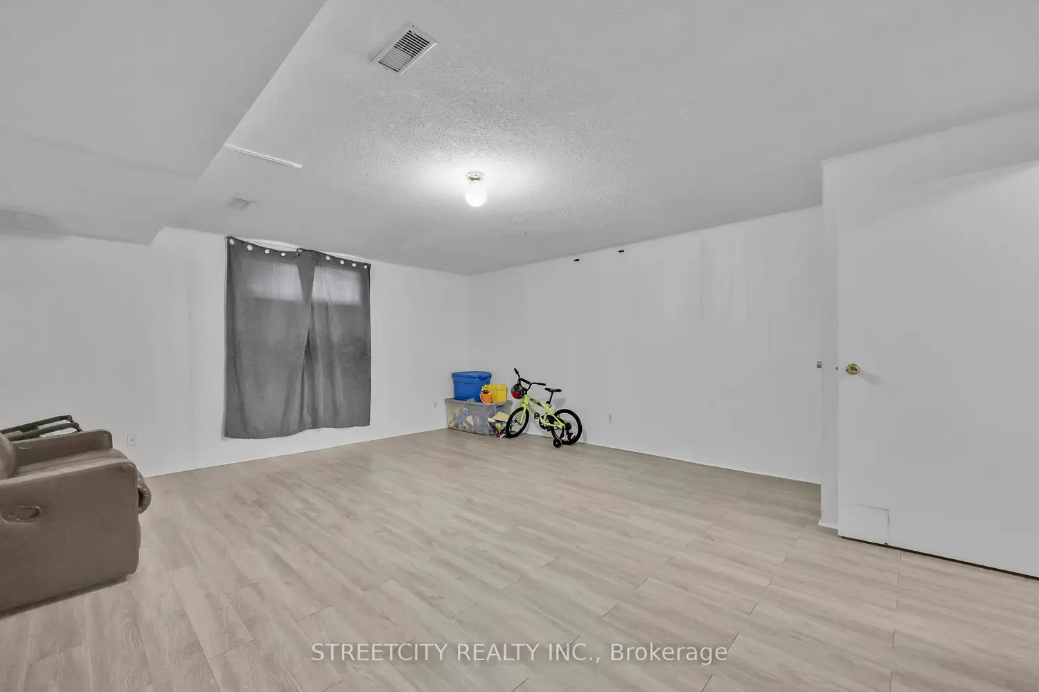 Additional image 19 of 253 Taylor Street 8