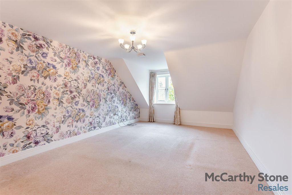 Additional image 8 of 2 bed flat for saleBluebell Court, High Street, Tettenhall, Wolverhampton WV6