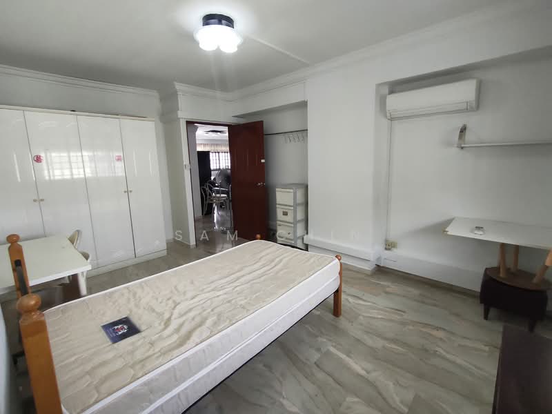 Additional image 5 of 834 Jurong West Street 81