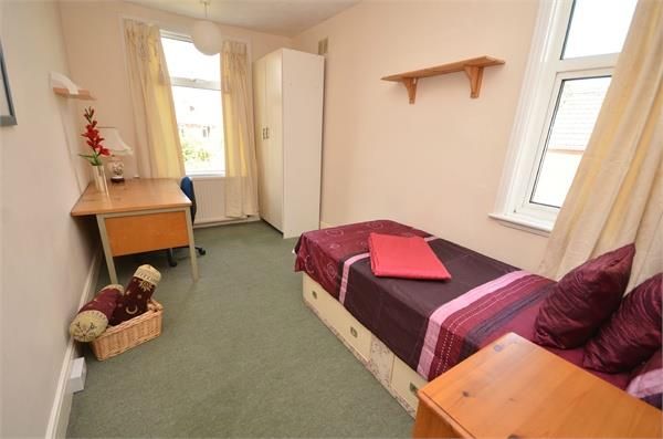 Additional image 8 of 4 bed semi-detached house for saleKitchener Road, Portswood, Southampton SO17