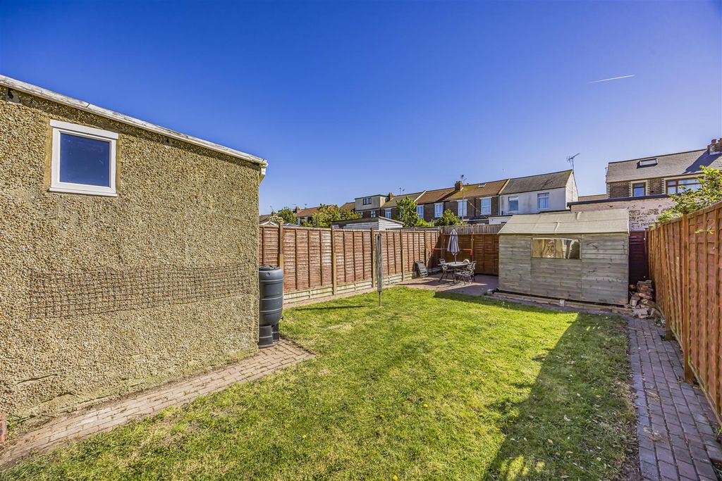 Additional image 17 of 3 bed property for saleKimbolton Road, Portsmouth PO3