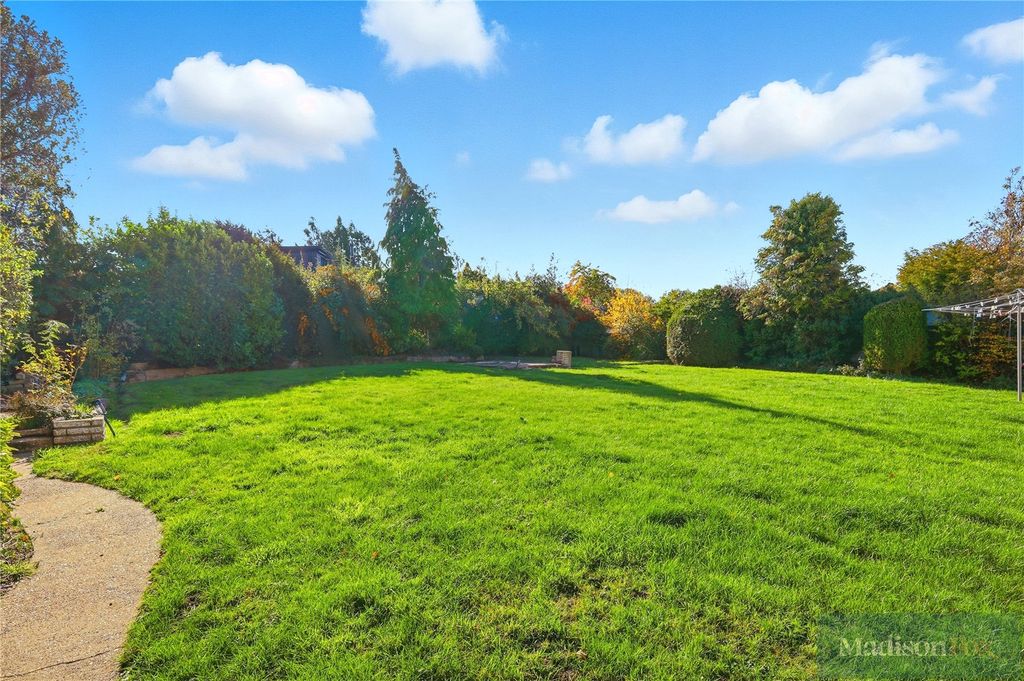 Additional image 22 of 4 bed detached house for saleKendal Close, Woodford Green IG8