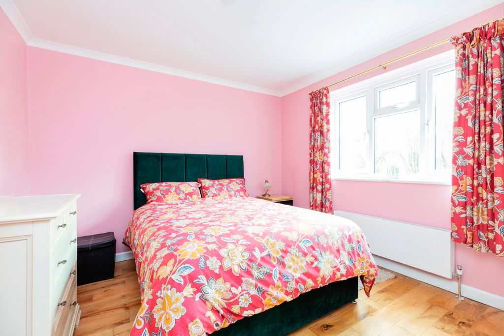 Additional image 6 of 3 bed bungalow for saleBrookside, Gillingham SP8