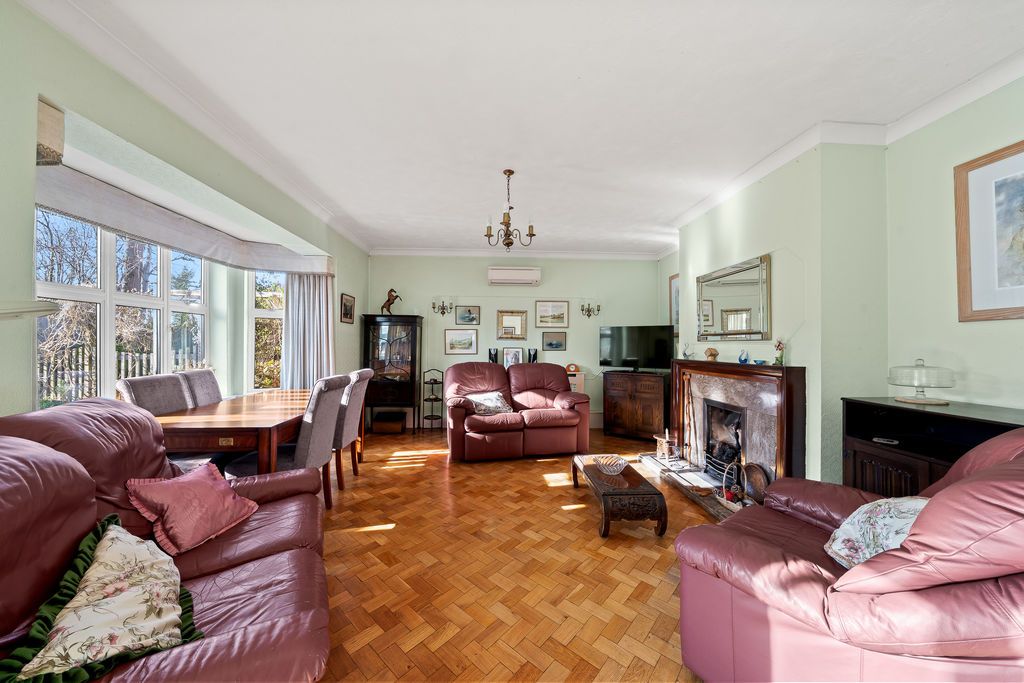 Additional image 5 of 3 bed detached house for saleKingsmead Avenue, Worcester Park KT4