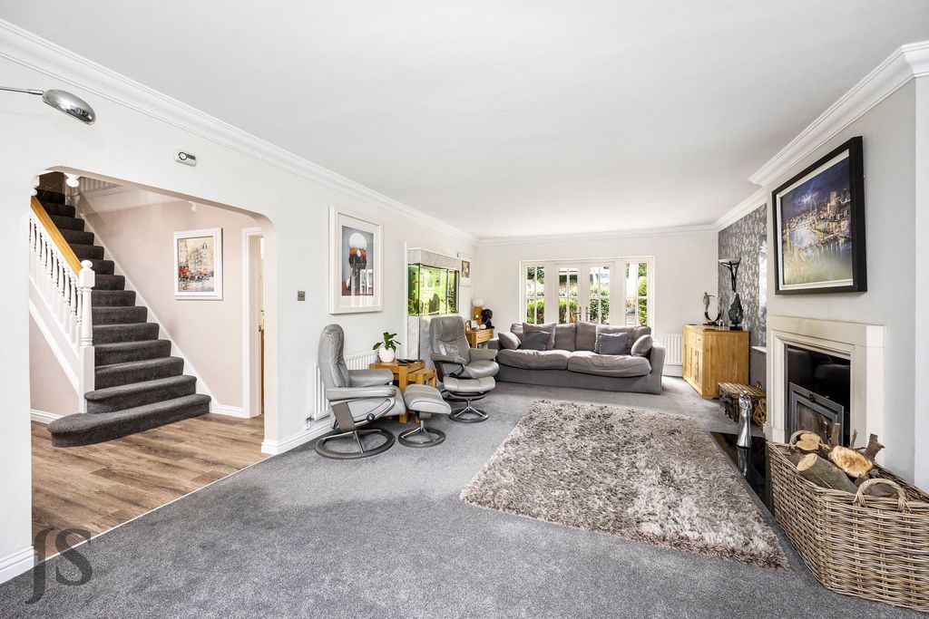 Additional image 10 of 5 bed detached house for saleFirst Avenue, Worthing, West Sussex BN14