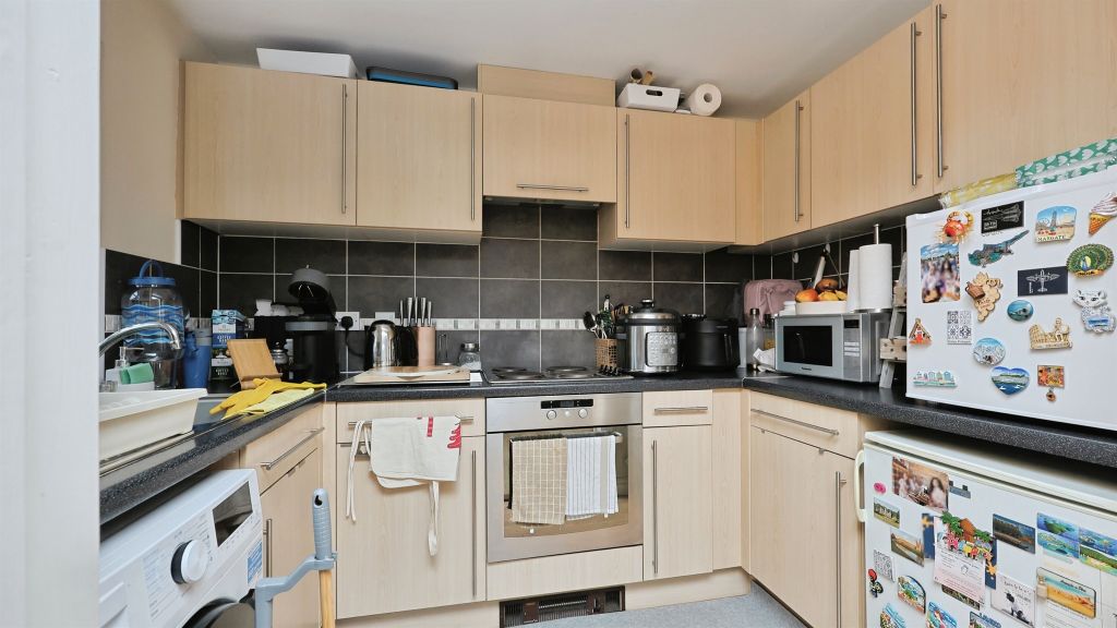 Additional image 5 of 2 bed flat for saleMawkin Close, Norwich NR5