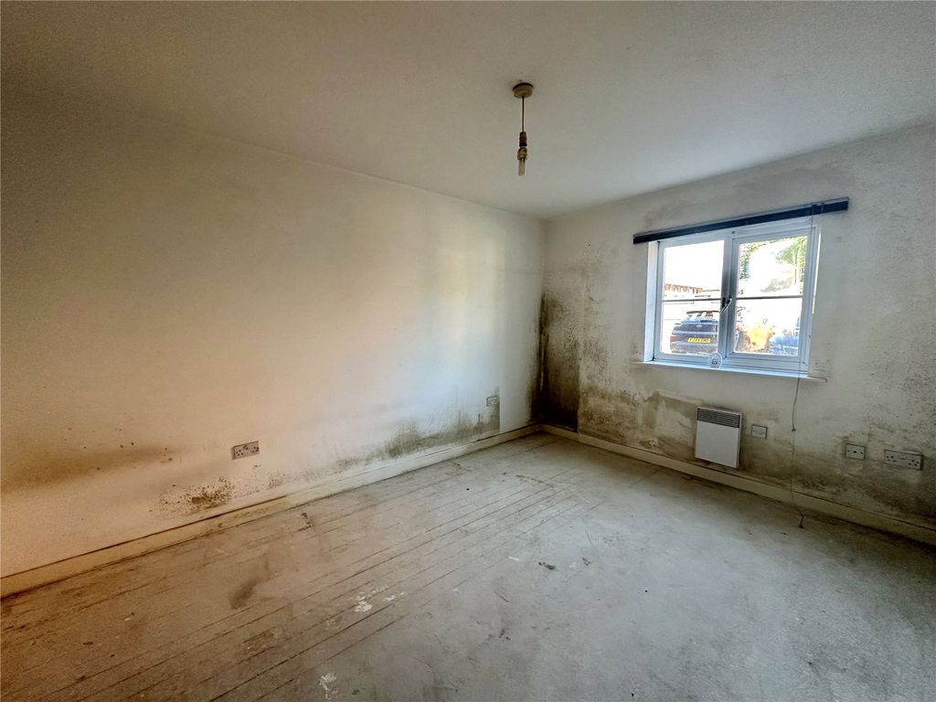 Additional image 4 of 2 bed flat for saleGuest Street, Widnes, Cheshire WA8