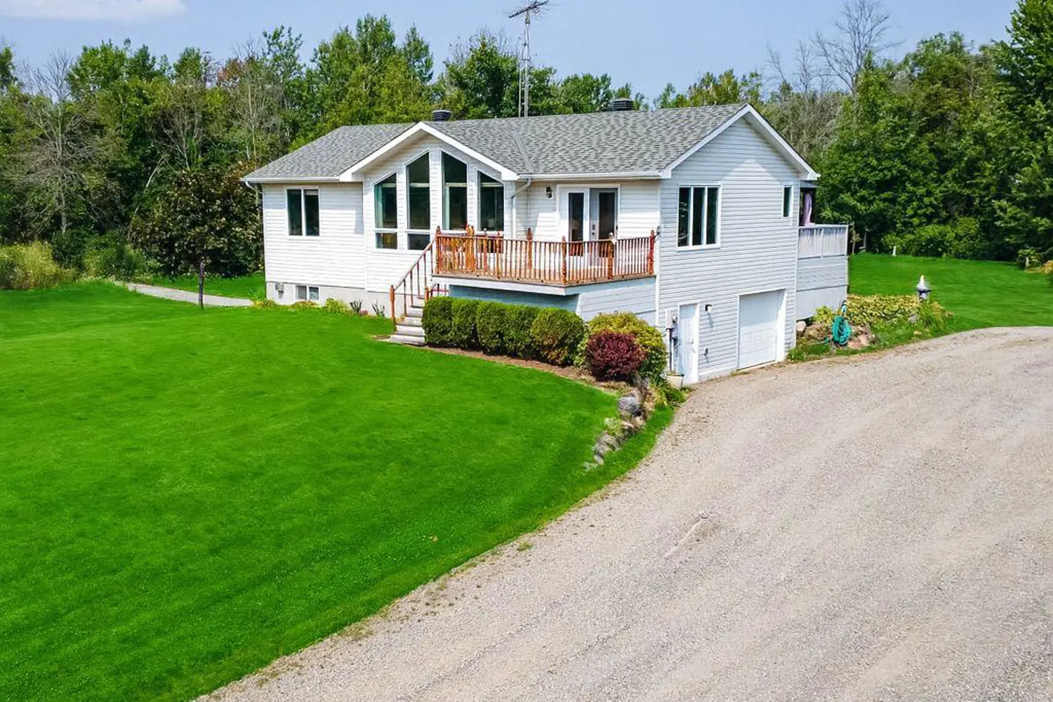 14977 County Rd 2 Road