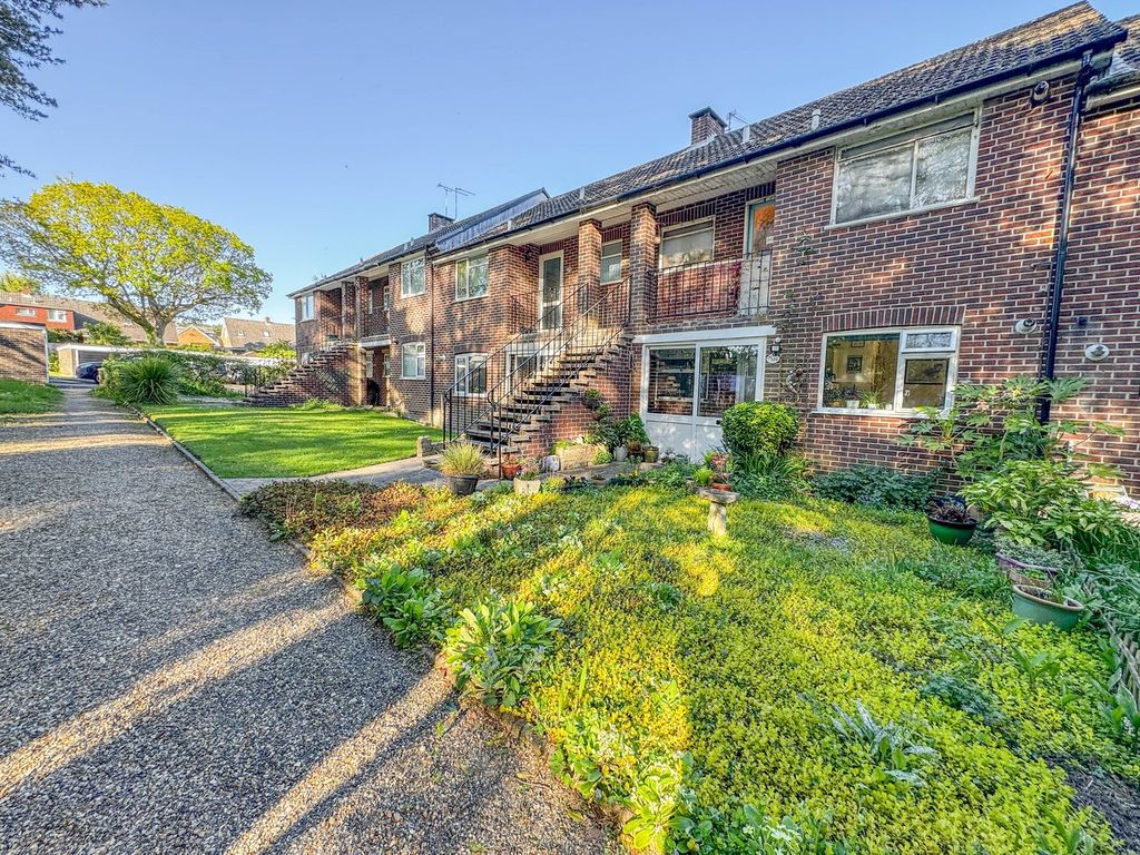 Additional image 7 of 1 bed flat for saleCutlers Place, Wimborne BH21