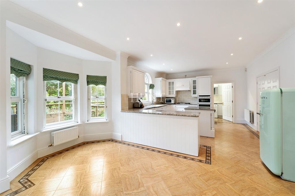 Additional image 3 of 6 bed detached house for saleRegents Drive, Repton Park, Woodford Green, Essex IG8