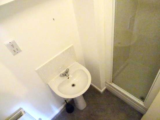 Additional image 4 of 2 bed flat for saleAttenborough Close, Wigston, Leicester LE18