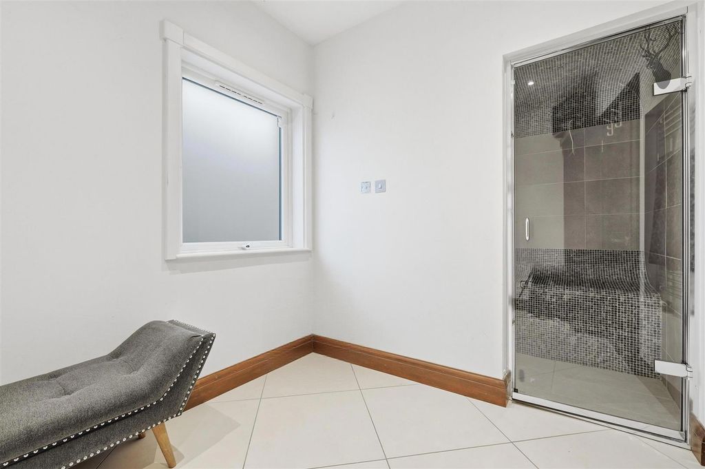 Additional image 15 of 4 bed detached house for saleThe Glade, Woodford Green IG8