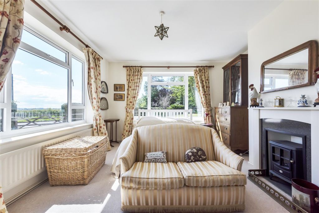 Additional image 6 of 3 bed country house for saleBowridge Hill, Gillingham SP8