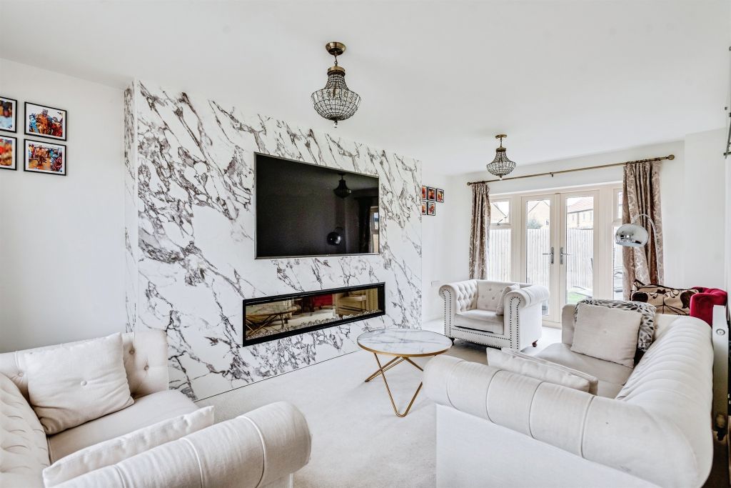 Additional image 3 of 5 bed detached house for saleMary Ellis Way, Witney OX29