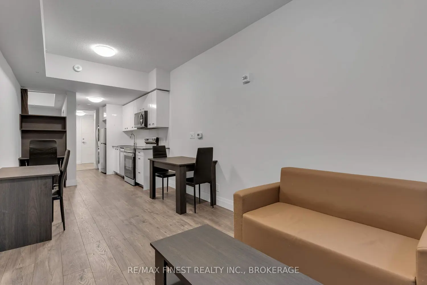 Additional image 9 of 652 Princess Street 340