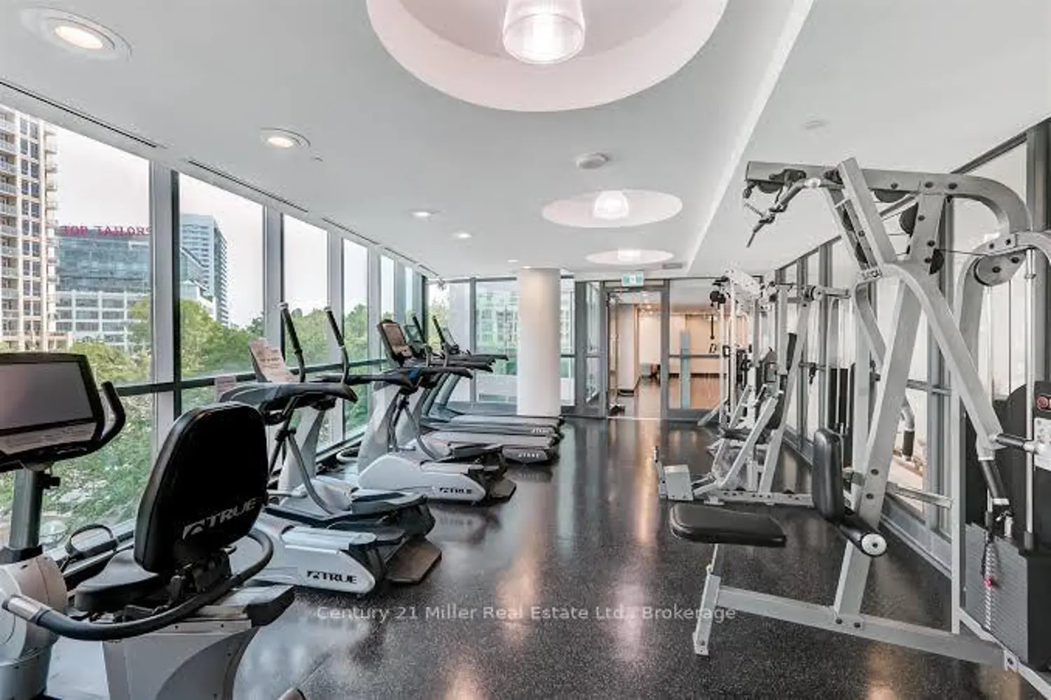 Additional image 17 of 209 Fort York Boulevard 562