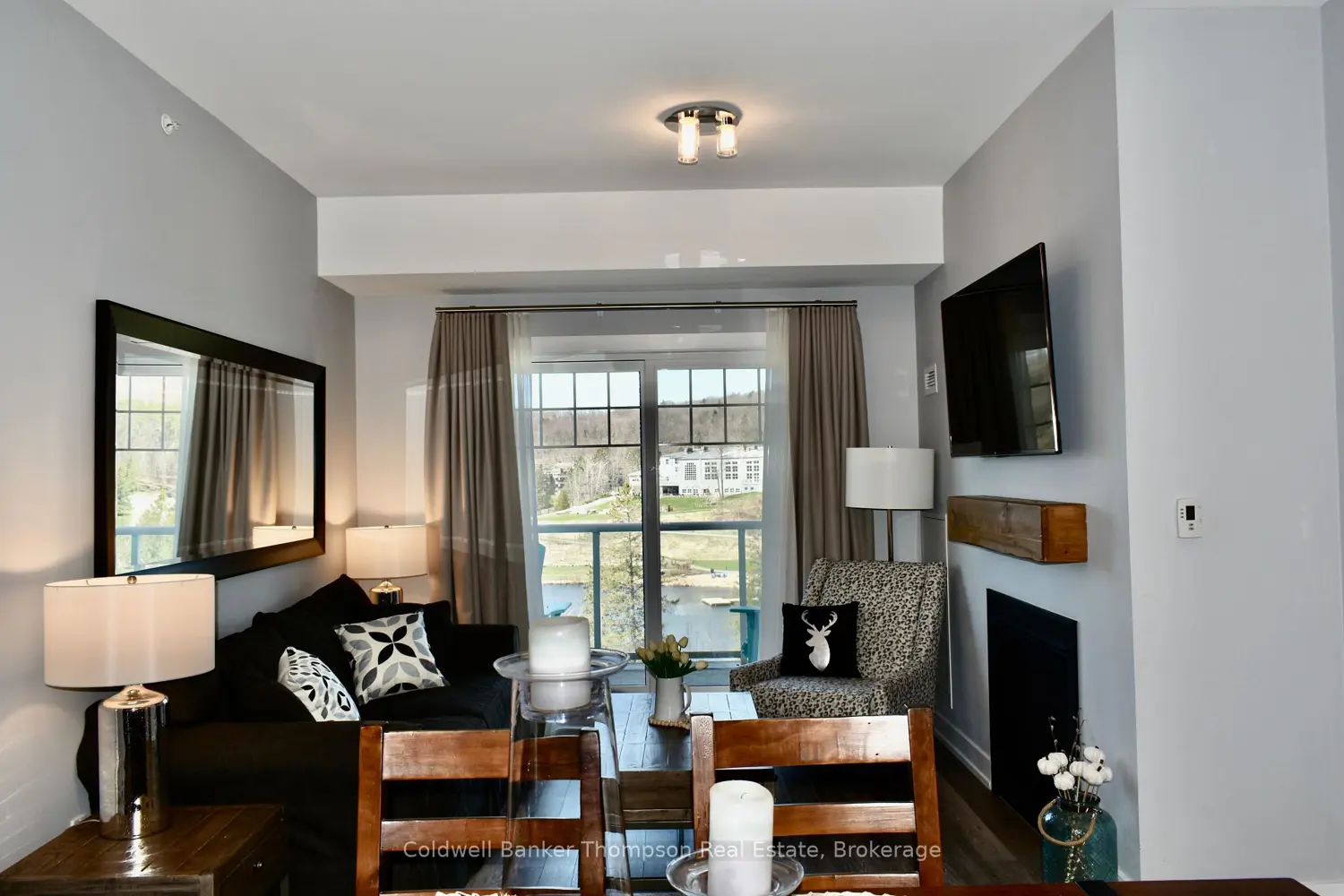 25 Pen Lake Point Road 404