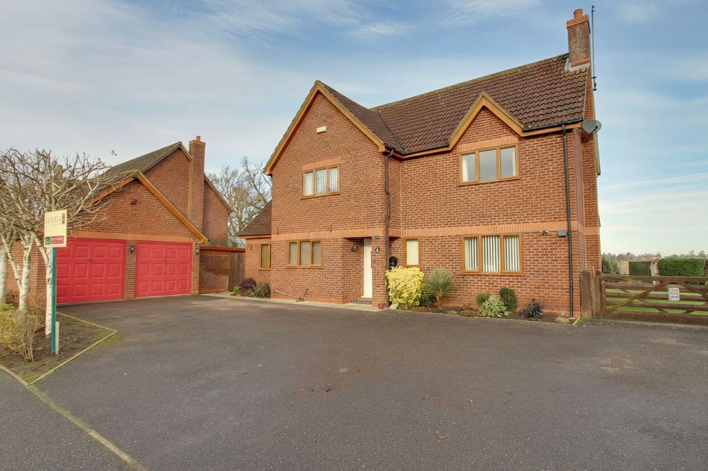 4 bed detached house for saleAshdale Park, Wisbech PE13