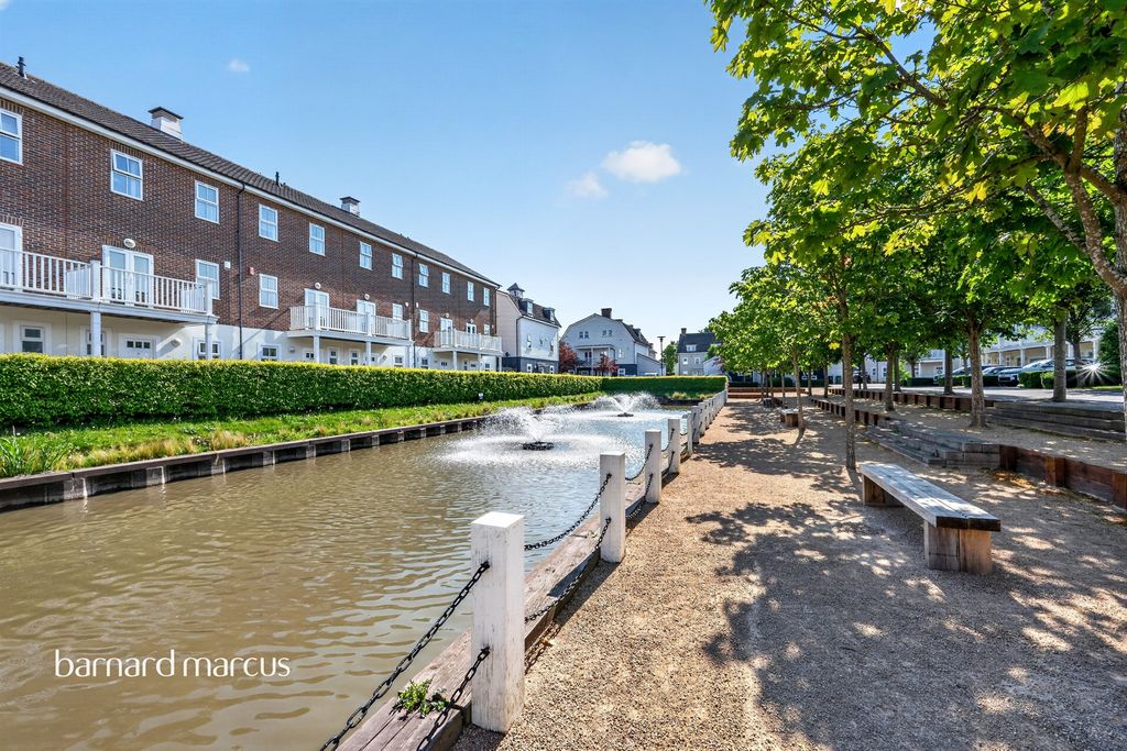 Additional image 16 of 2 bed flat for saleBeaumont Drive, Worcester Park KT4