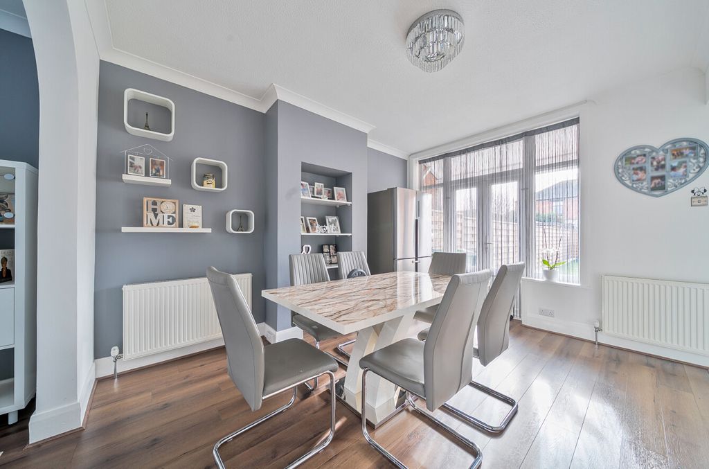 Additional image 4 of 3 bed semi-detached house for saleInhurst Road, Portsmouth, Hampshire PO2