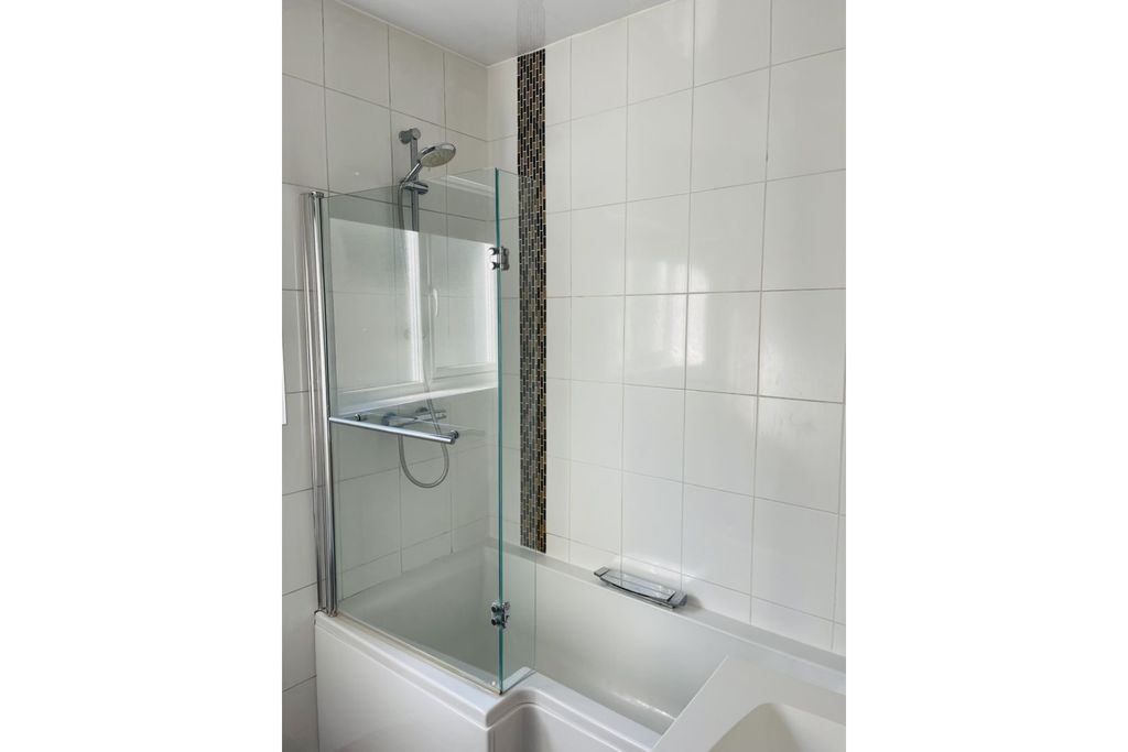 Additional image 13 of 2 bed maisonette for saleGodstone Road, Whyteleafe CR3