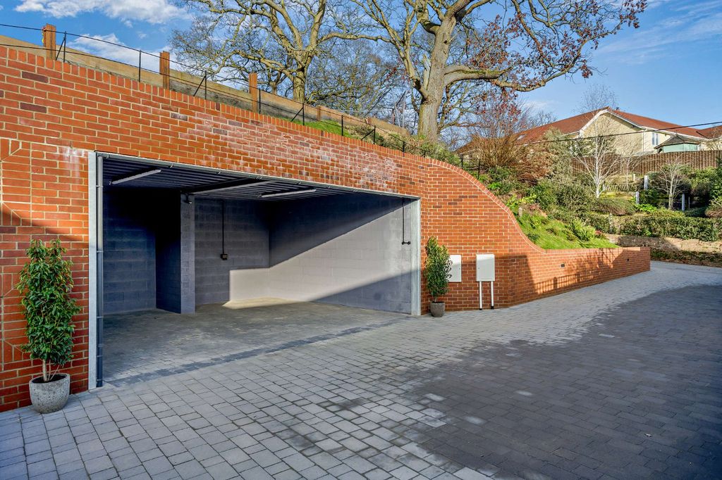 Additional image 8 of 3 bed bungalow for saleNorth Hill, Woodbridge, Suffolk IP12