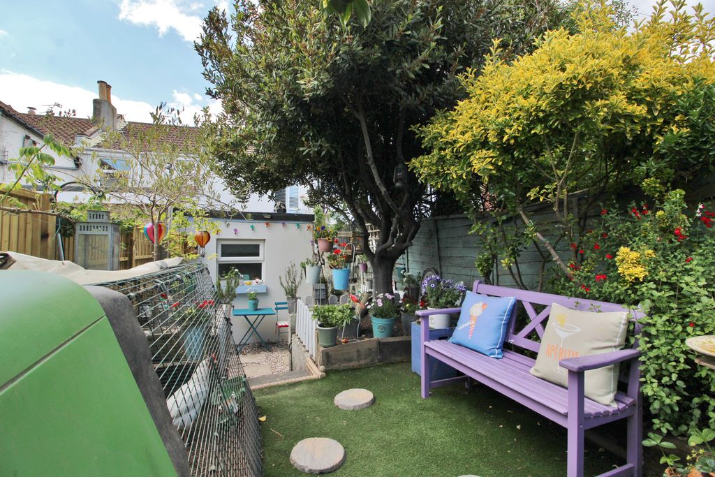 Additional image 18 of 2 bed terraced house for saleExmouth Road, Southsea PO5