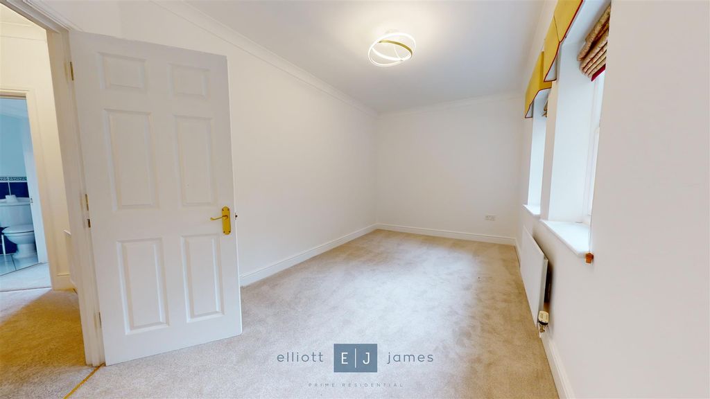 Additional image 11 of 6 bed detached house for saleRegents Drive, Woodford Green IG8