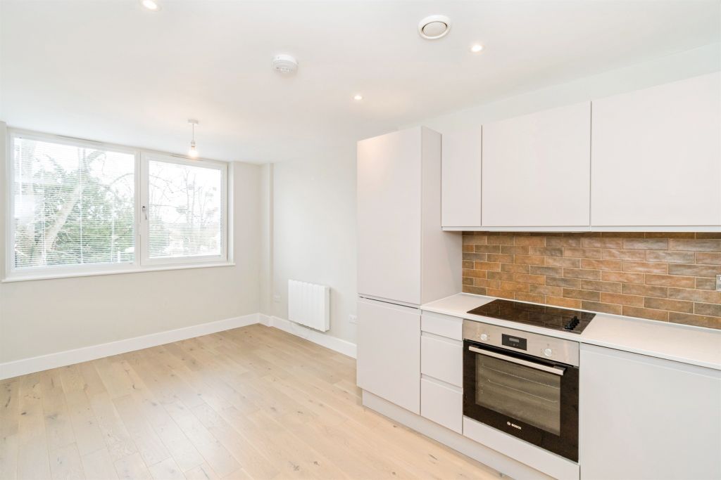Additional image 2 of 1 bed flat for saleRomsey Road, Southampton SO16