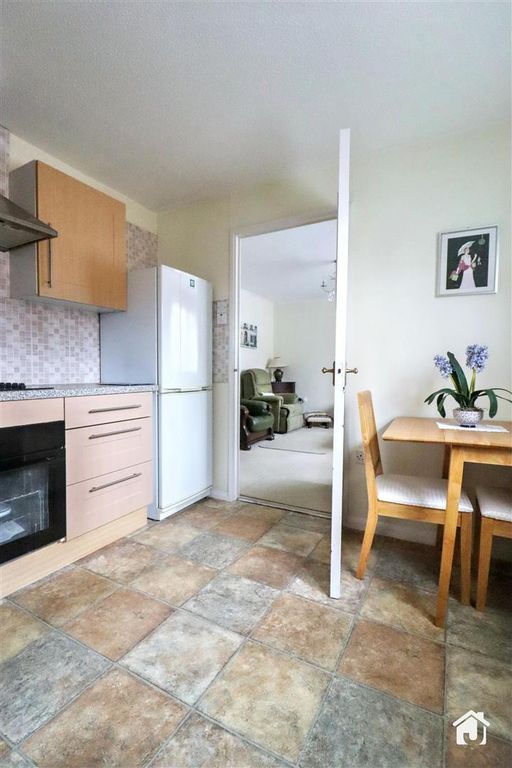 Additional image 7 of 3 bed flat for saleCross Lane, Mountsorrel, Loughborough LE12