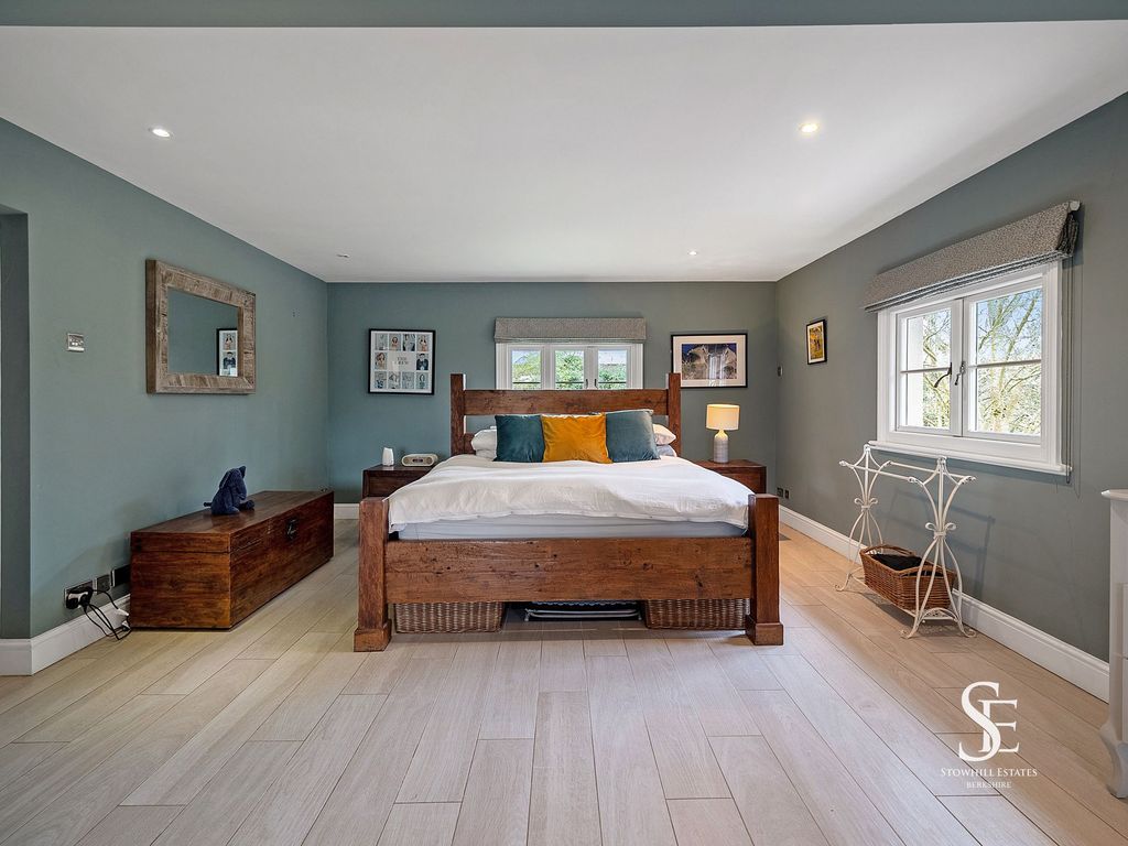 Additional image 26 of 6 bed detached house for saleEasthampstead Road, Wokingham RG40