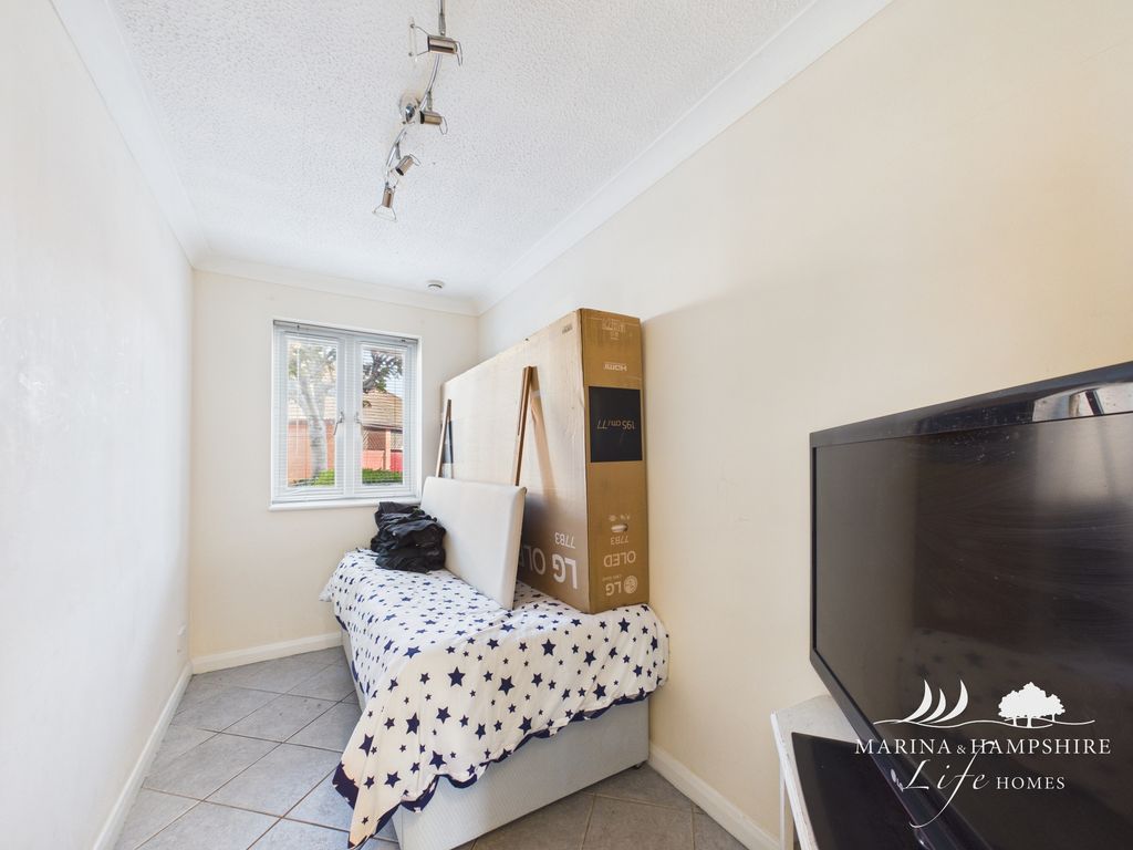 Additional image 15 of 4 bed town house for saleNewlyn Way, Port Solent PO6
