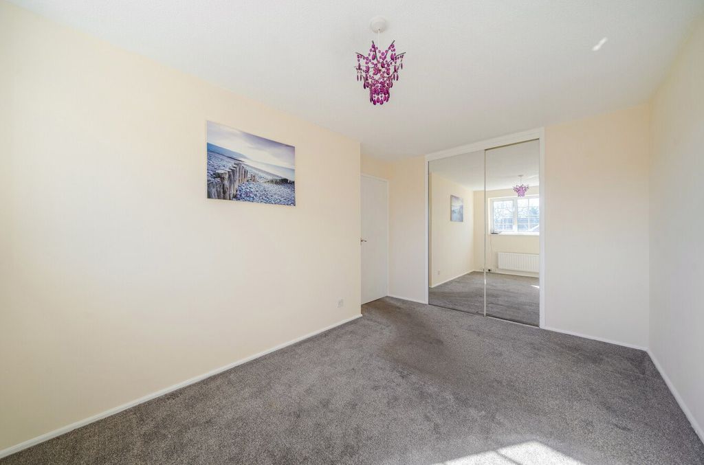 Additional image 6 of 3 bed semi-detached house for saleGoldcrest Gardens, Lordswood, Southampton, Hampshire SO16
