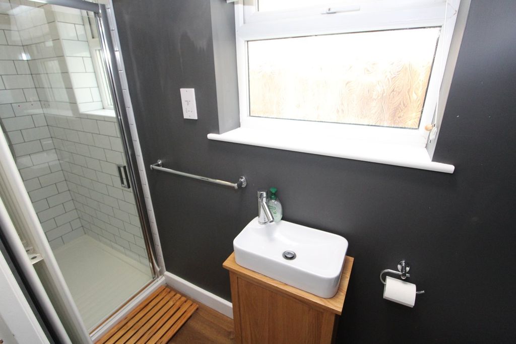 Additional image 8 of 3 bed semi-detached house for saleGrove Road, Blaby, Leicester LE8