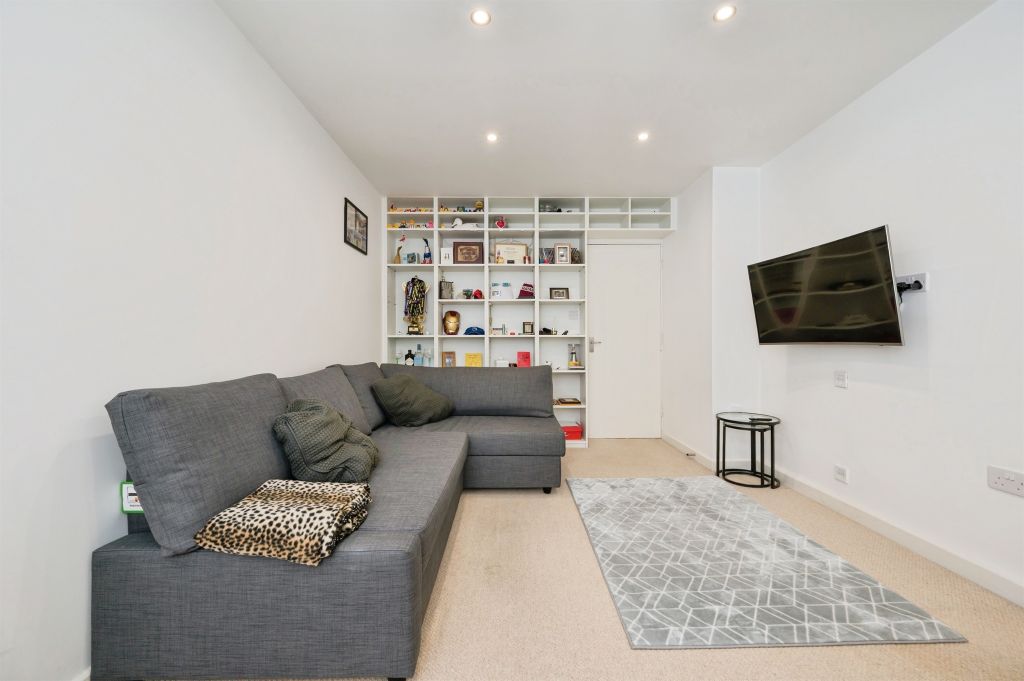 Additional image 11 of 1 bed flat for saleBrunel Road, Southampton SO15