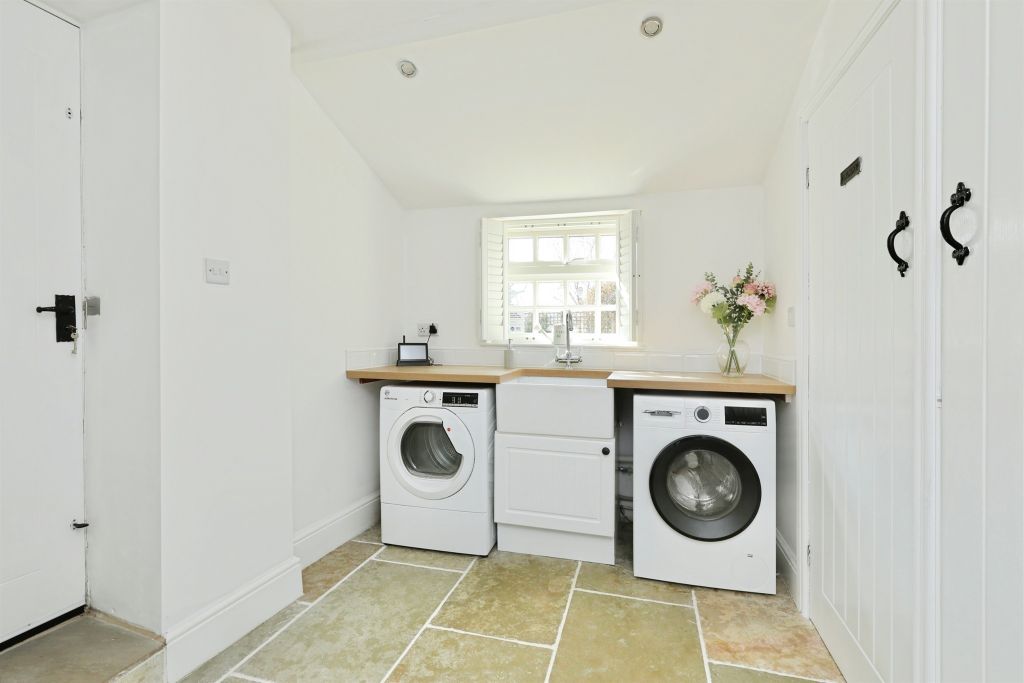 Additional image 8 of 5 bed detached house for saleHangar Hill, Whitwell, Worksop S80