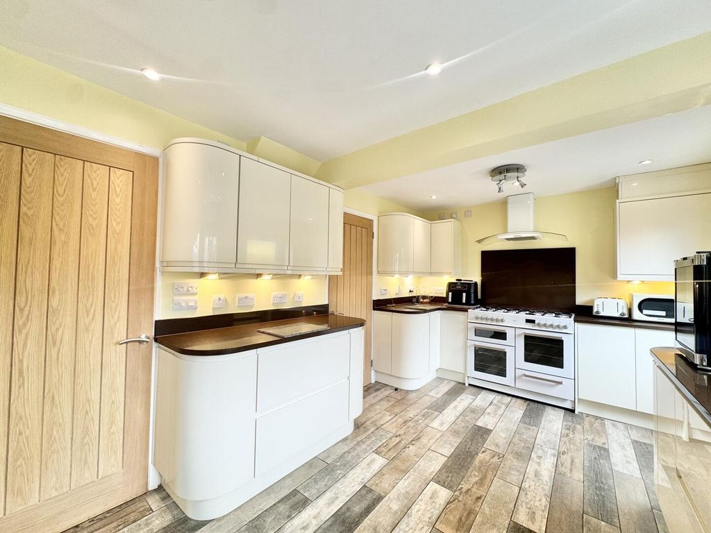 Additional image 7 of 4 bed detached house for saleBurnham Drive, Whetstone, Leicester LE8