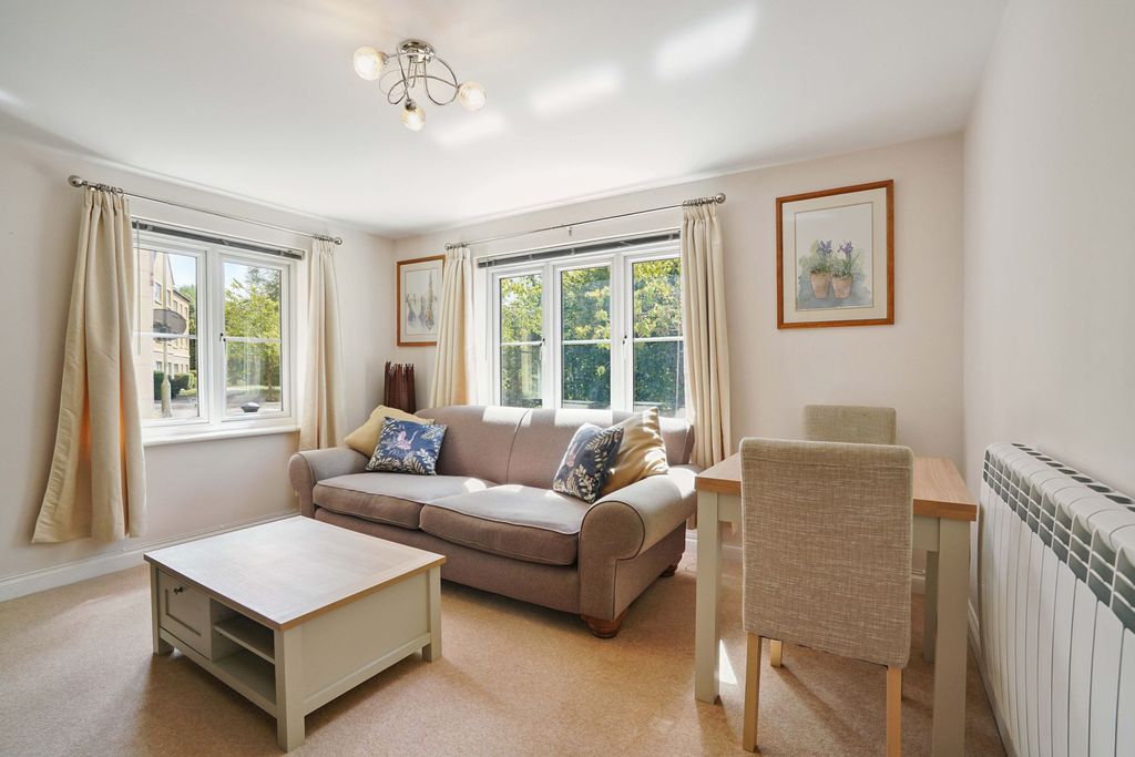 Additional image 6 of 2 bed flat for salePriory Mill Lane, Witney OX28