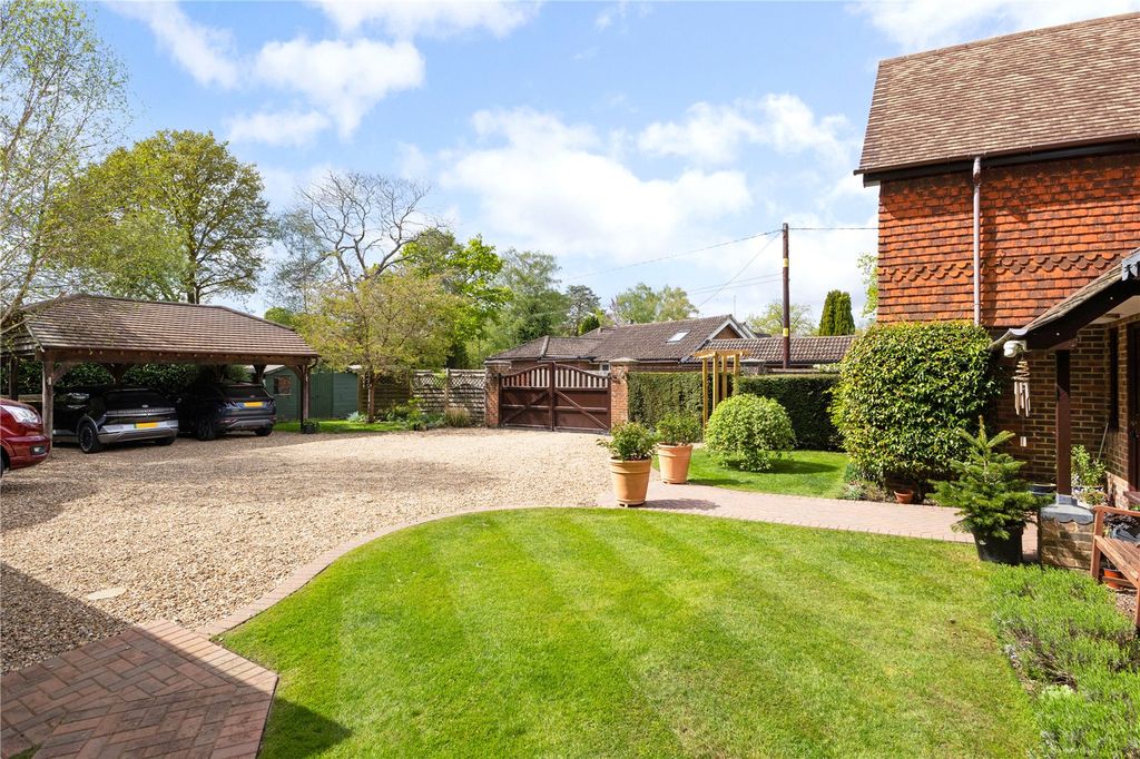 Additional image 31 of 4 bed detached house for saleKiln Ride, Finchampstead, Wokingham RG40