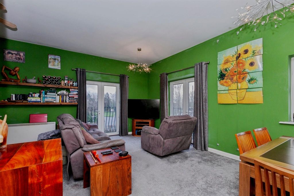 Additional image 3 of 2 bed flat for saleLoughland Close, Blaby, Leicester LE8