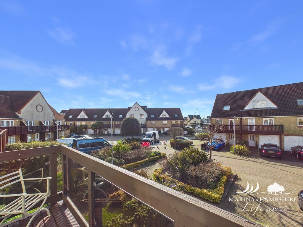Additional image 5 of 3 bed terraced house for saleTintagel Way, Port Solent PO6