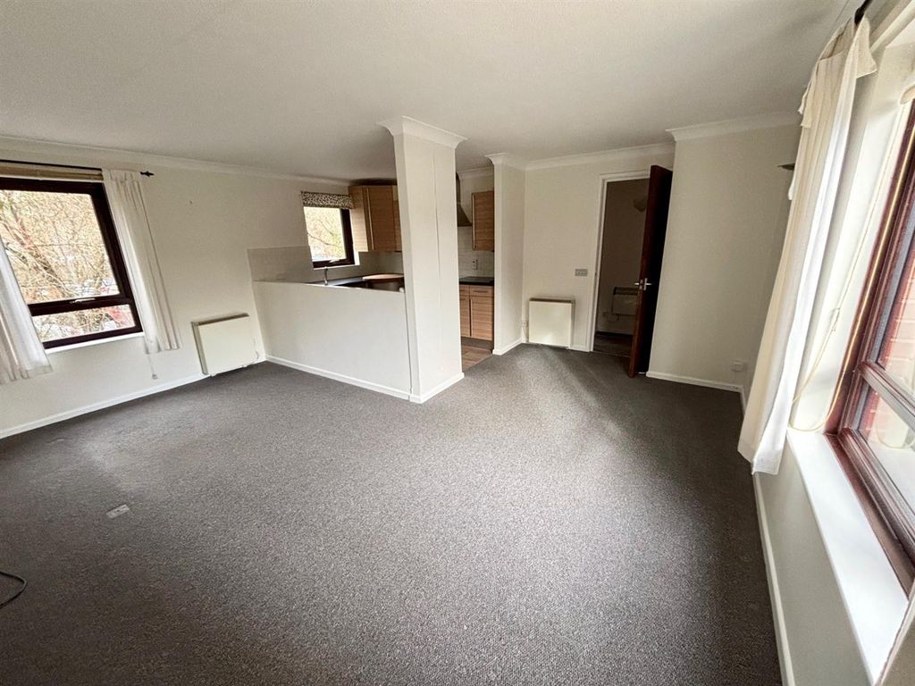 Additional image 7 of 1 bed flat for saleAllenview Road, Wimborne BH21