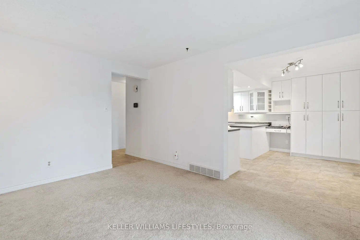 Additional image 12 of 345 Everglade Crescent
