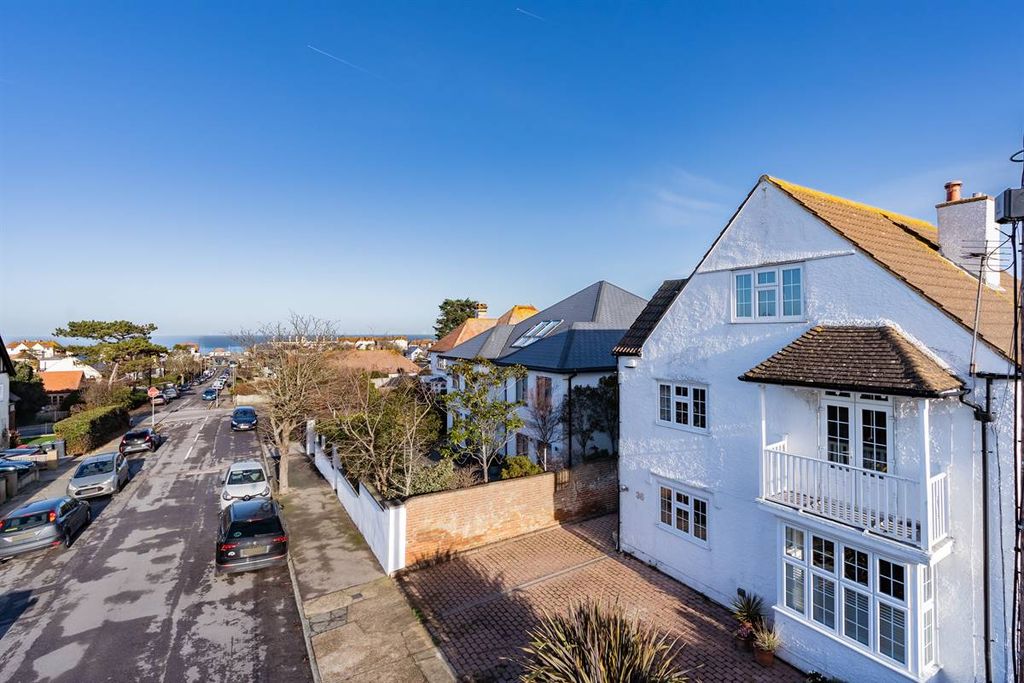 Additional image 4 of 5 bed detached house for saleSt. Annes Road, Tankerton, Whitstable CT5