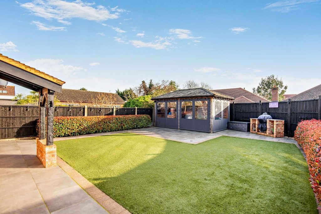 Additional image 6 of 4 bed detached house for saleJunction Road, Ashford TW15
