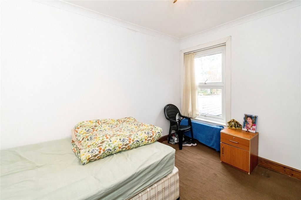 Additional image 7 of 3 bed detached house for saleEastfield Road, Southampton, Hampshire SO17